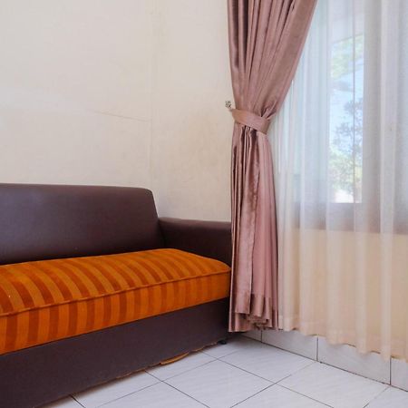OYO 2634 Griya Birowo Syariah Hotel Wonosari Bagian luar foto