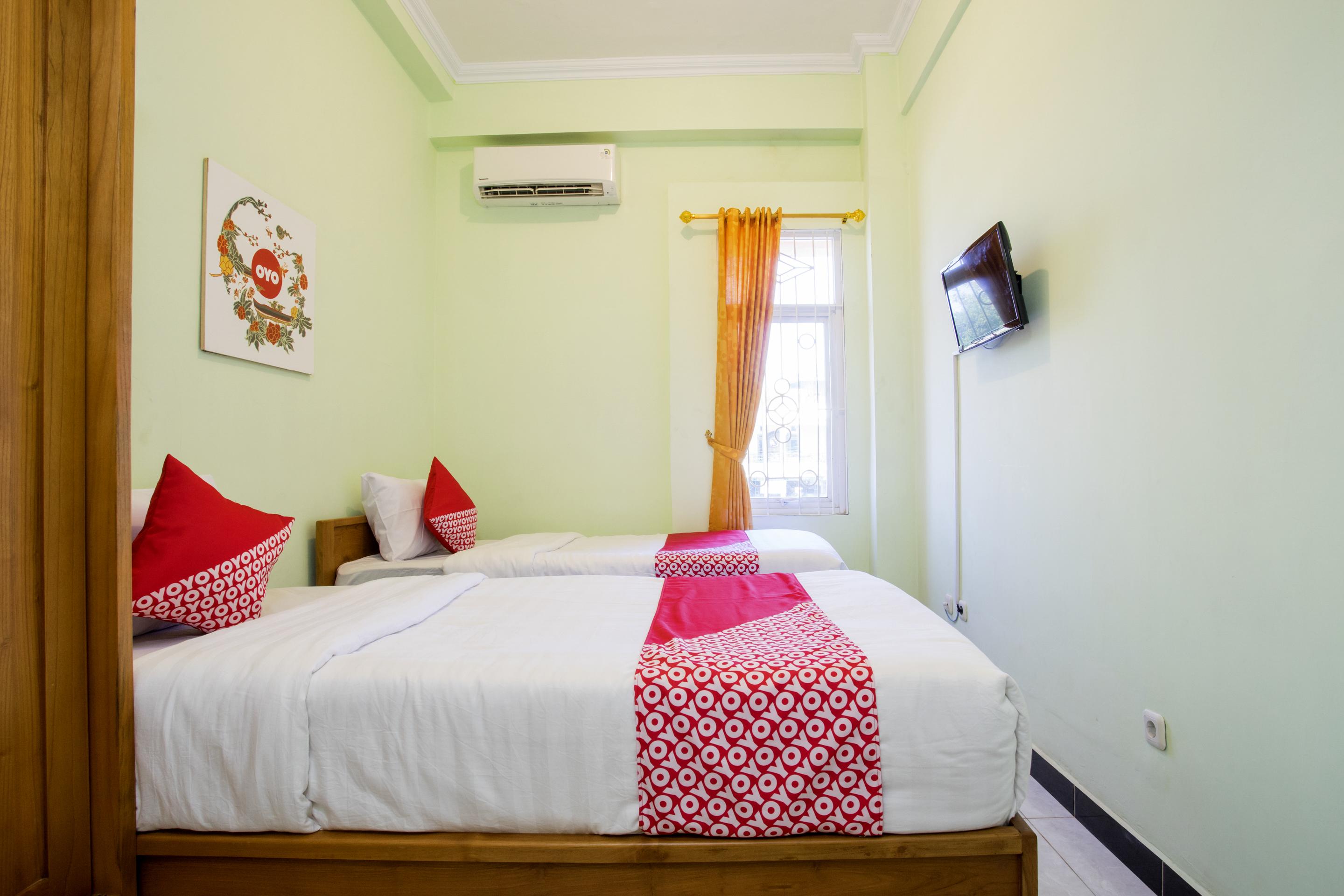 OYO 2634 Griya Birowo Syariah Hotel Wonosari Bagian luar foto