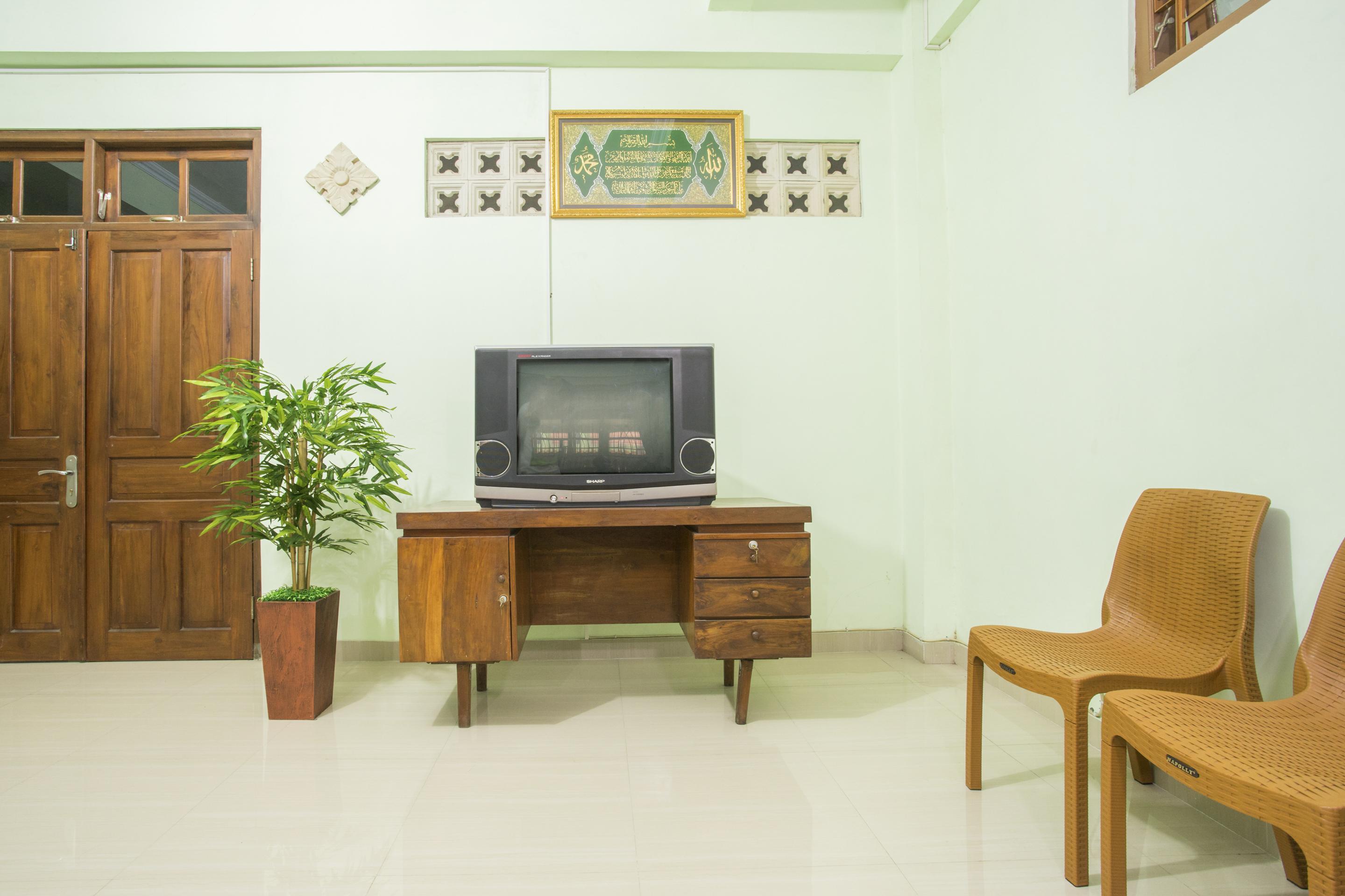 OYO 2634 Griya Birowo Syariah Hotel Wonosari Bagian luar foto