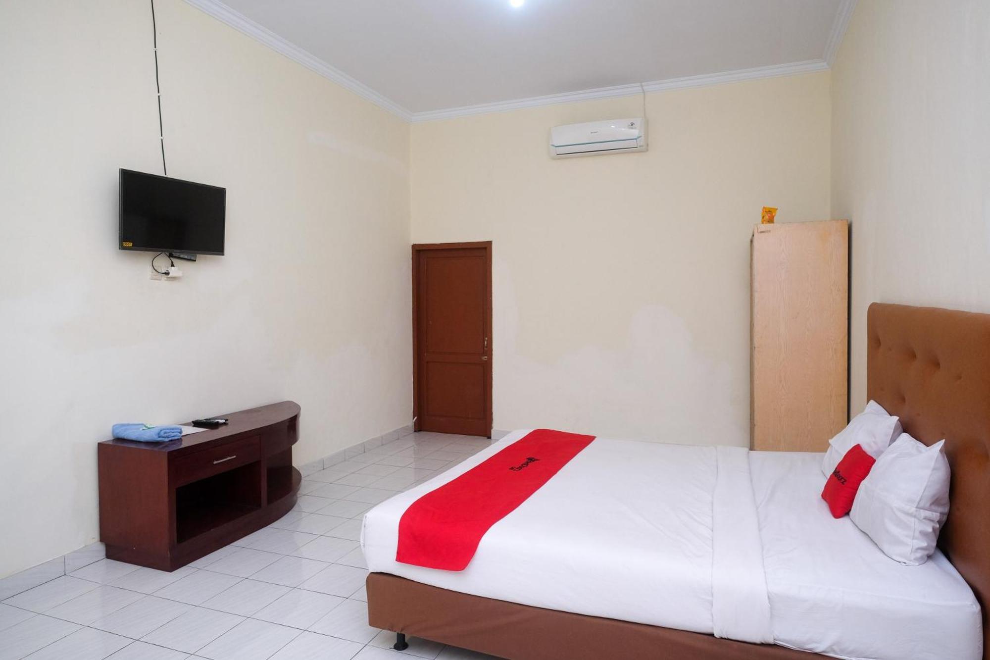 OYO 2634 Griya Birowo Syariah Hotel Wonosari Bagian luar foto