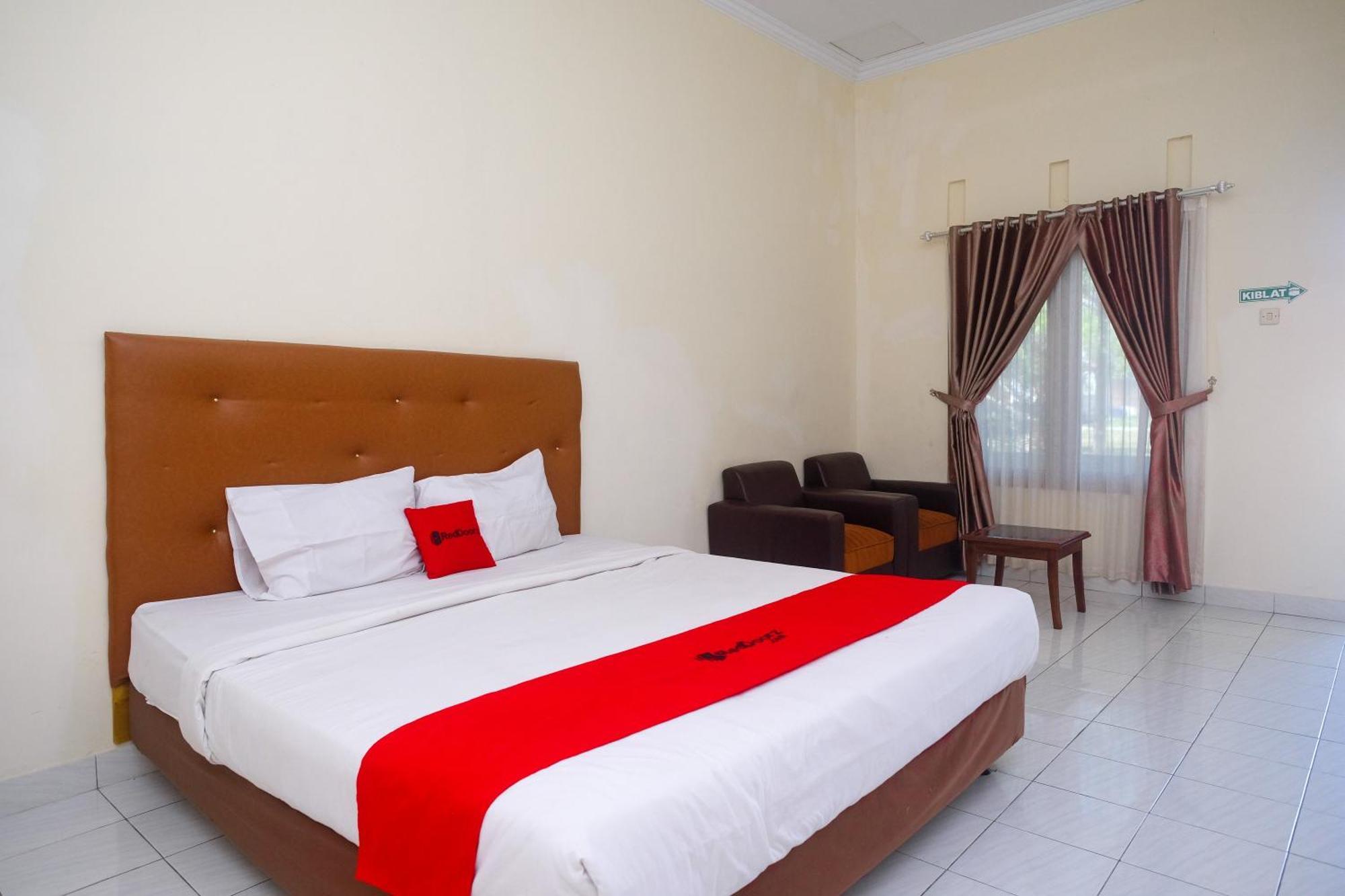 OYO 2634 Griya Birowo Syariah Hotel Wonosari Bagian luar foto