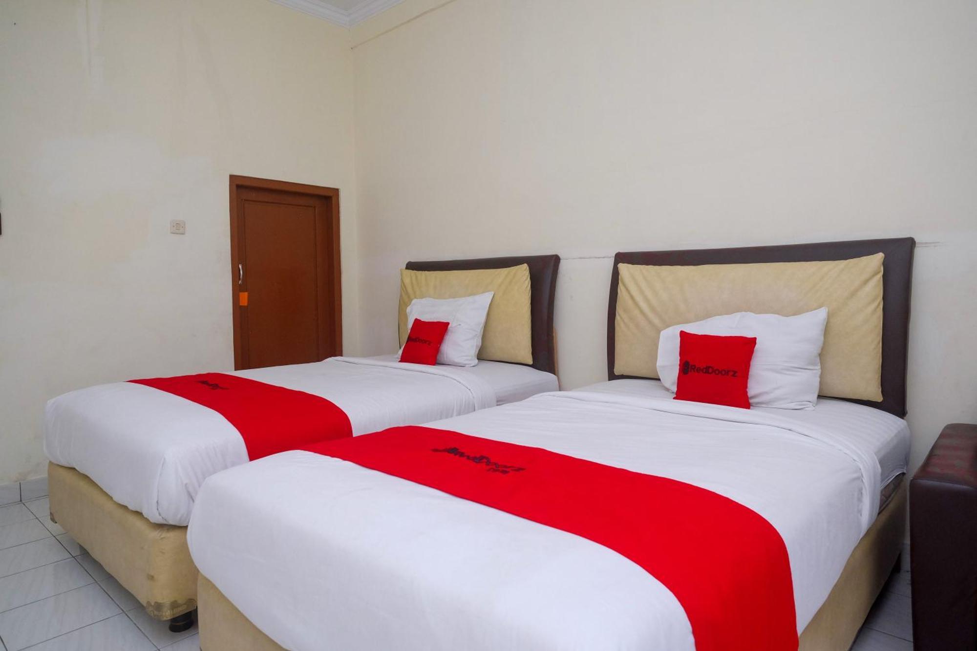 OYO 2634 Griya Birowo Syariah Hotel Wonosari Bagian luar foto